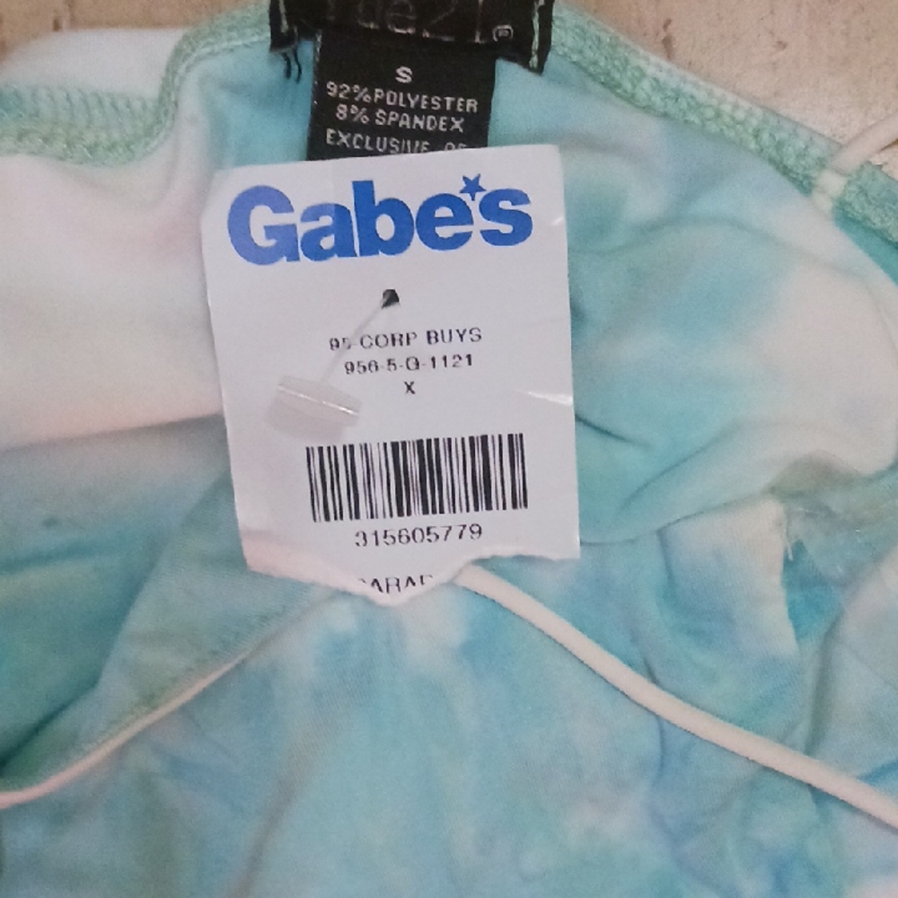 Patterned and Tie-Dye Women's Tops Set - Picture 8 of 8
